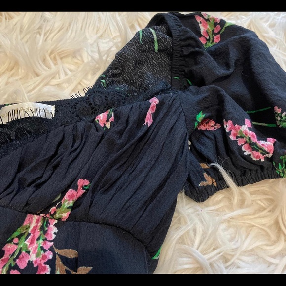 Mixology W.A.P.G Floral Lace Bustier Mini Dress - Picture 2 of 4